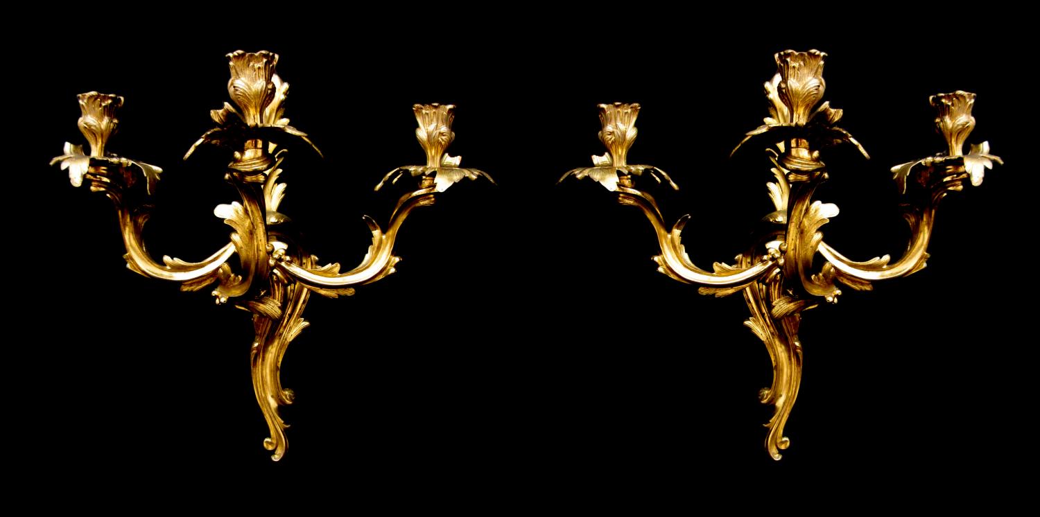 A pair of Louis XV style wall lights
