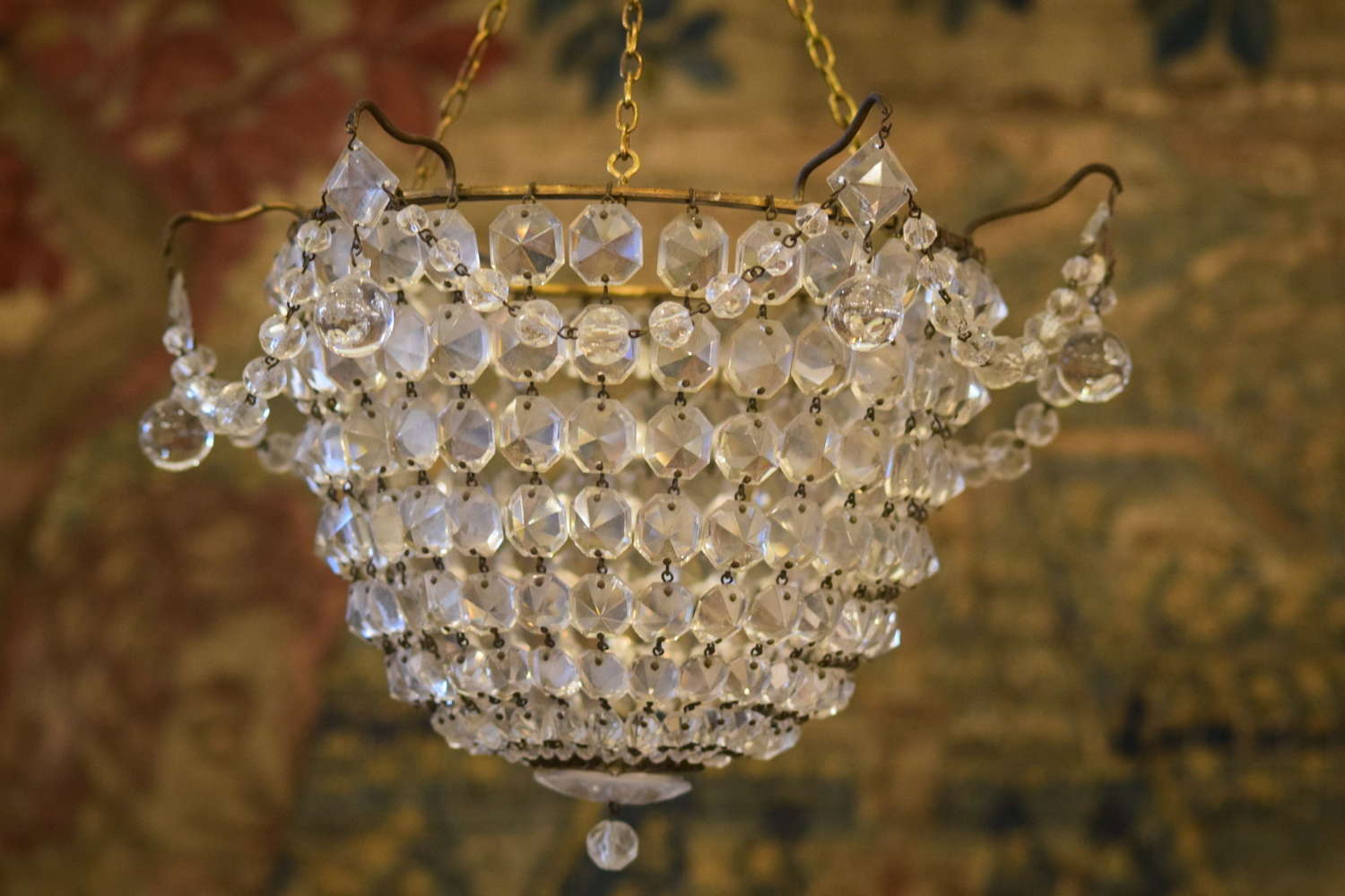An exquisite Edwardian cut crystal glass chandelier